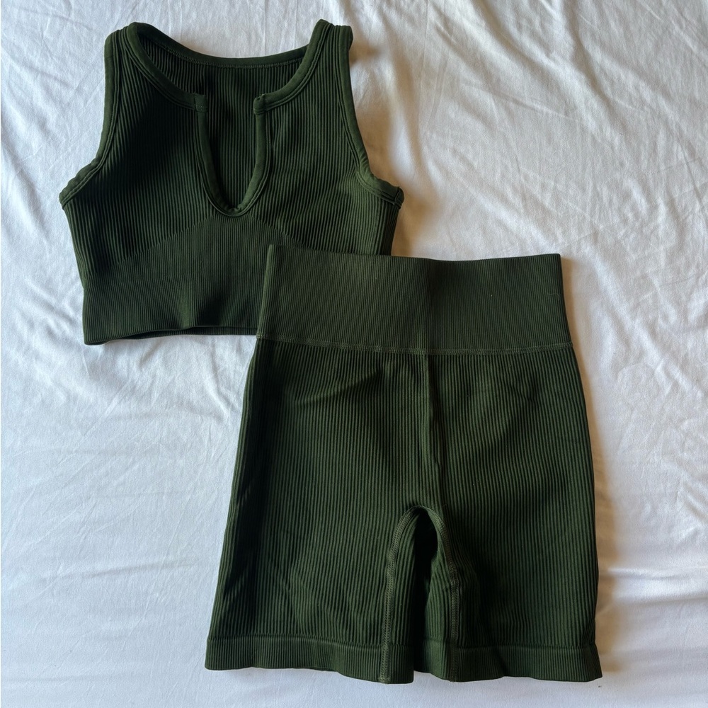 Army Green Ribbed Workout Set - Small - Biker Shorts & Sports Bra
